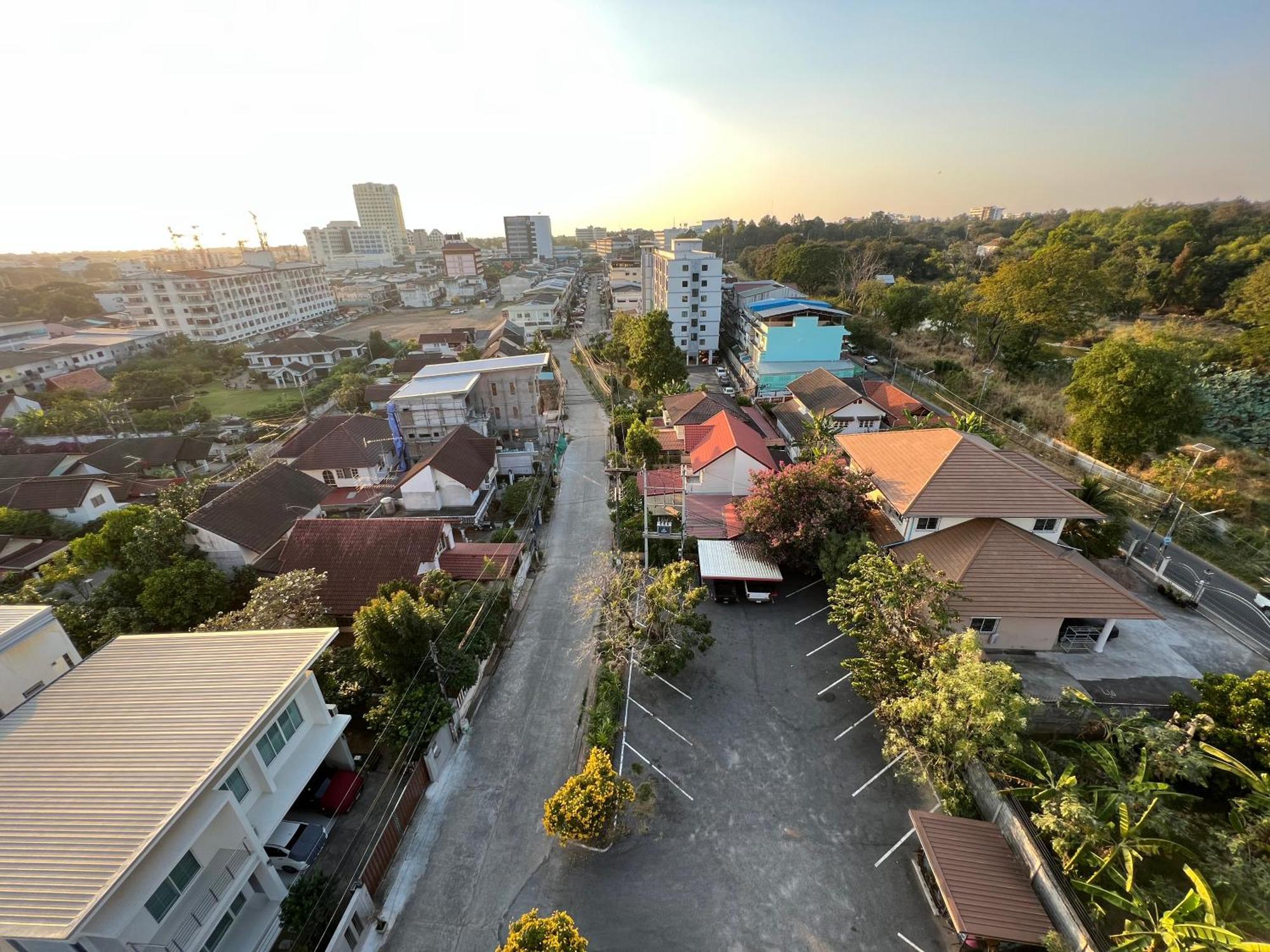 Dm Inn Khon Kaen Exterior foto